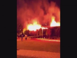 Bornova’da Otluk Alanda Yangını