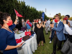 Başkan Soyer, Gönüllülerle Buluştu