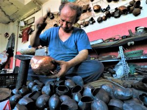 Dedelerinin Esir Düşüp Çancılığı Öğrendiği Yunanistan’a Şimdi Çan İhraç Ediyorlar