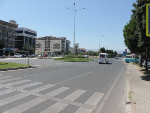 Mahalleliler Kavşağa Trafik Işığı İstiyor