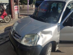 Tavşanlı’da Trafik Kazası: 1 Yaralı