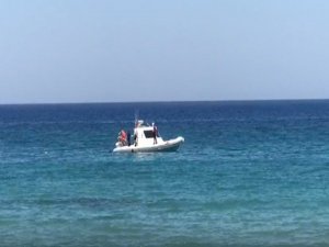 Yüzmek İçin Denize Giren Genç, Kuşadası Körfezi’nde Kayboldu