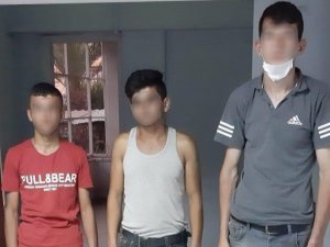 Hırsızlık Yapmak İçin Eve Girmeye Çalışan Şahıslar Suçüstü Yakalandı