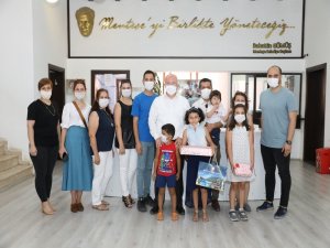 Repliği Söylediler, Ödülü Kazandılar