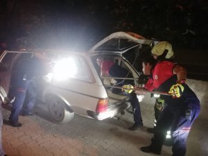 Denizli’de Otomobil Bagajında Yılan Paniği