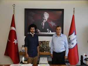 Agoralı Ferhat’a Batur Desteği