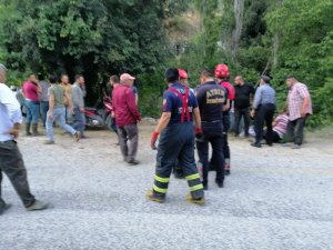 Yaşlı Çifti Feci Kaza Ayırdı