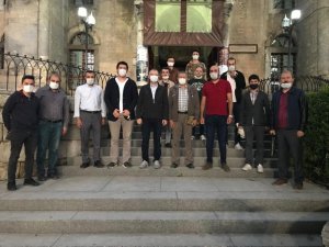 Ak Parti’li Gençlerden Ayasofya Kararı İçin Şükür Duası