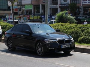 İzmir’de Otomobilin Çarptığı Adam Yaşamını Yitirdi