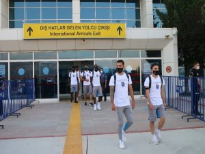 Trabzonspor Kafilesi, Denizli’ye Geldi