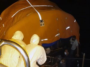 Yunanlılar, Botlarına El Koyup, Can Salı İle Ölüme Terk Etti