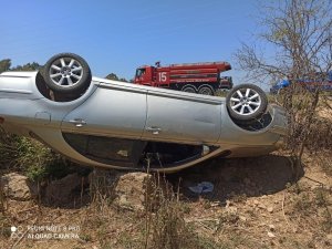 Selçuk’ta Tekeri Patlayan Araç Takla Attı