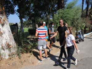 Yangına Müdahale Eden Herkes Yandı: 15 Yaralı