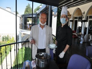 Yarım Asırlık Yıllık Ustadan Tarhana Aşına Övgü