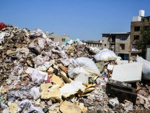 Buca’da 5 Bin 400 Tonluk Kaçak Moloz Operasyonu