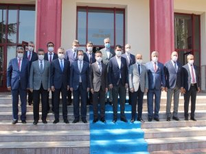 Bakan Kurum Aydın’da Yapılacak Projeler Hakkında Bilgi Verdi