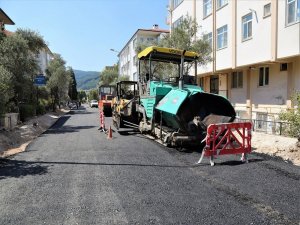 Hasan Ercan Caddesi’nde Asfaltlama Çalışmalarına Başlandı