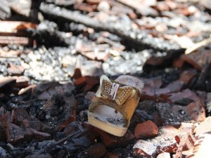 Sabaha Karşı Alevlerle Uyandılar