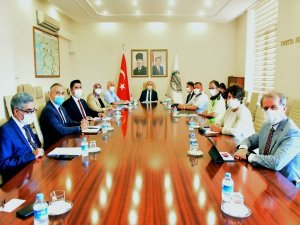 Manisa’da Bayramlaşma Törenleri Yasaklandı