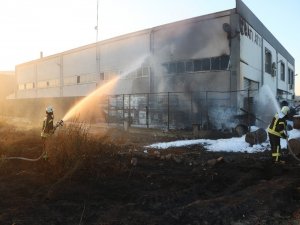 Manisa’da Atık Depolama Tesisinde Korkutan Yangın