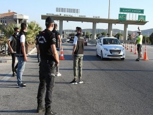 Çeşme’de Huzurlu Ve Güvenli Bayram Tatili İçin 24 Saat Görevdeler