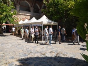 Kuşadası’nda Resmi Bayramlaşma Kervansaray’da Yapıldı