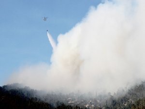 Yatağan Yangınına Müdahale Sürüyor