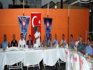 Salihli Bakkallar Odası’ndan İftar Programı