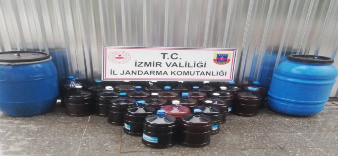 İzmir’de Kaçak İçki Operasyonu: 880 litre Kırmızı Şarap Ele Geçirildi