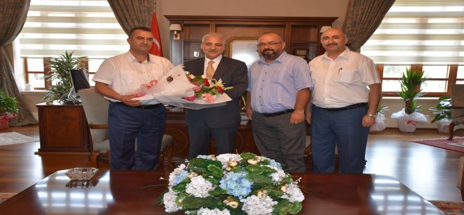 Yeni Vali, Sivil Araçla 17 İlçeyi Gezdi