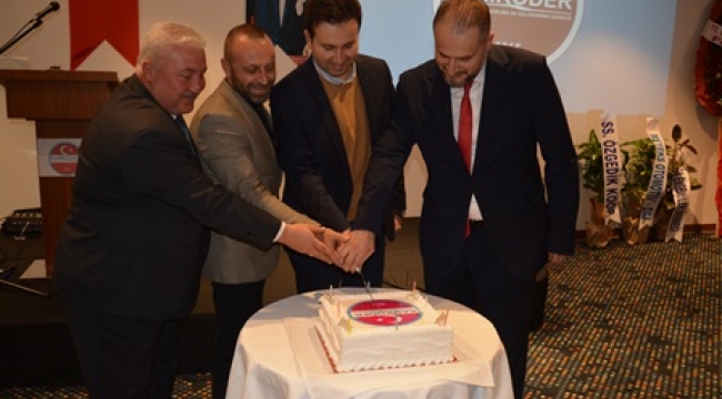 KAMKODER'in Yıl Dönümü Kutlaması Aliağa'da Gerçekleşti