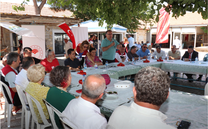 Foça'da İyi Tarım Uygulamalarıyla Domates Yetiştiriciliği