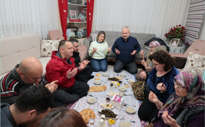 Başkan Pehlivan, Orucunu Şehit Ailesiyle Açtı
