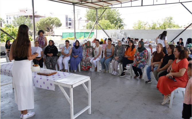 Aliağa Belediyesi’nden Helvacı’da Annelere Özel Eğitim