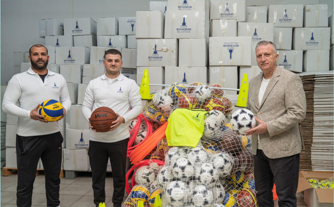 İzmir’de amatör spora 25 milyonluk can suyu