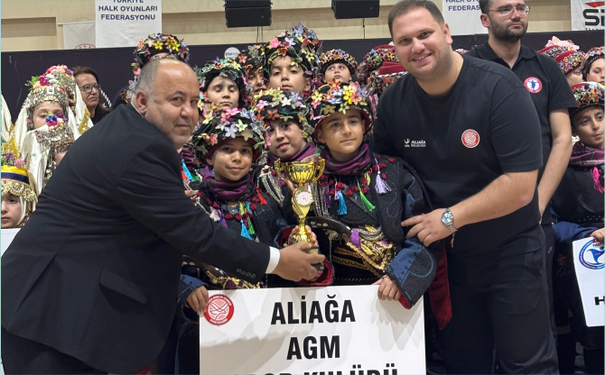 Aliağa’nın Miniklerinden Halk Oyunlarında İl Birinciliği