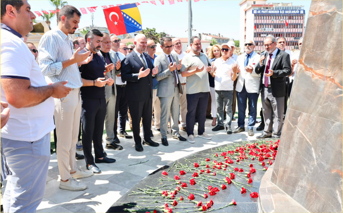 Srebrenitsa Soykırımı kurbanları, Menemen'de anıldı