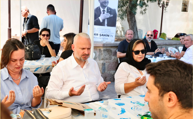 Merhum Başkan Şahin dualarla anıldı