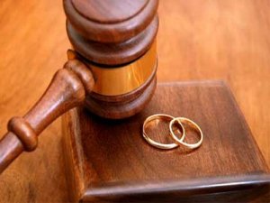 Kadın Evlilikte Mutsuz İse Boşanmayı Seçiyor