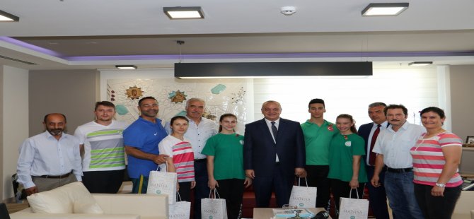 Başkan Ergün Dünya Şampiyonlarını Ağırladı