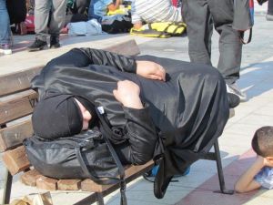 Çeşme’de 68 Sığınmacı Yakalandı