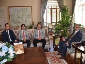 Manisa Rotary Kulübü Vali Güvençer’i Ziyaret Etti