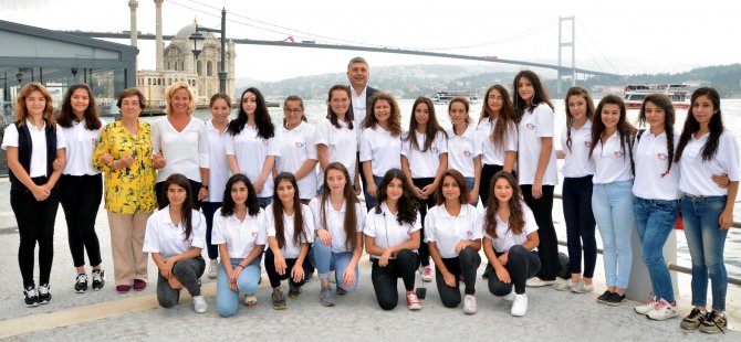 Yıldız Kızlar İstanbul’da