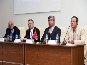 Afyonkarahisar’da “Kocatepe Ve Büyük Taarruz” Paneli Düzenlendi