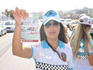 İzmir’de Emniyetten Bayram Tatili Öncesi Vatandaşlara Bilgilendirme