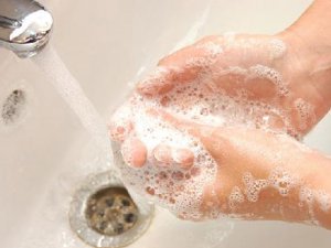 Temiz Eller Hastalıklardan Koruyor