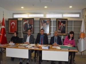 İzmir Ak Parti’den 30 İlçeye ’Etkili Muhalefet’ Talimatı