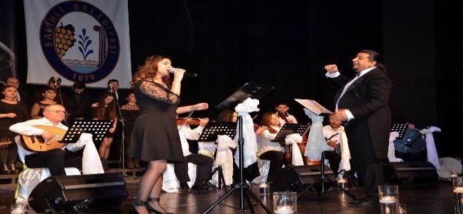 Kanuncu’nun Korosundan Muhteşem Konser