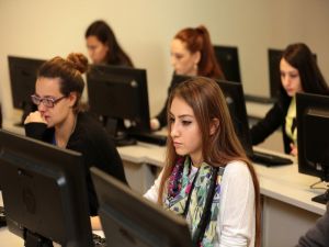 Yaşar Üniversitesi’nden Yüksek Lisans Ve Doktora Fırsatı
