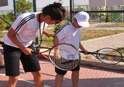 Aliağaspor'dan Tenis Kursu 